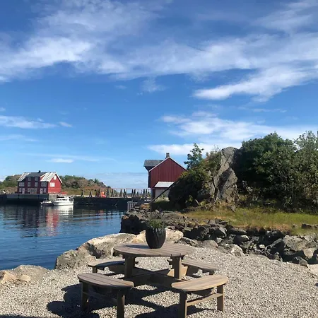 Spacious And Modern Fisherman's *