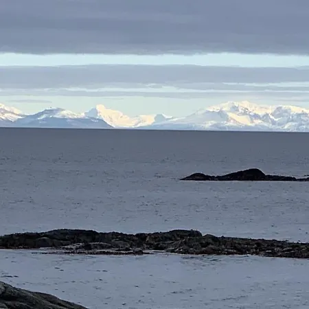 Spacious And Modern Fisherman's