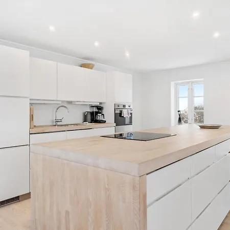 Spacious And Modern Fisherman's Leilighet *