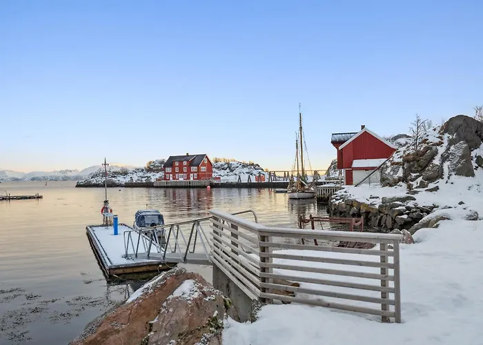 Апартаменты Spacious And Modern Fisherman's *