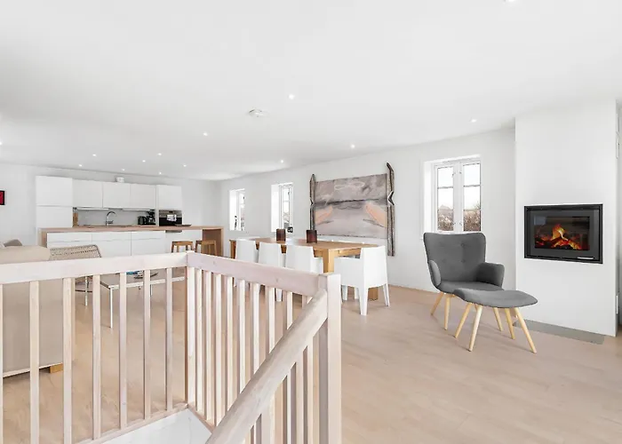 Spacious And Modern Fisherman's